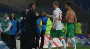 {{ otherArticle[0].article.title }}