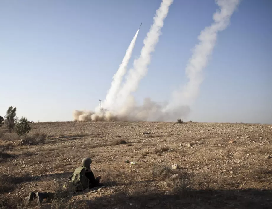Нови ракетни атаки от ивицата Газа към Израел 