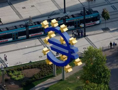 ЕЦБ остави непроменен тавана на финансирането за Гърция