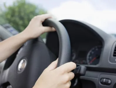 Предвиждат се нови правила за младите шофьори