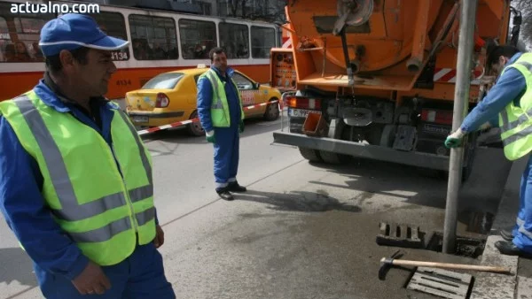 "Факултета" на бунт заради спиране на водата