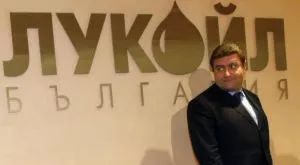 Вальо Златев вдига нова зала в Правец