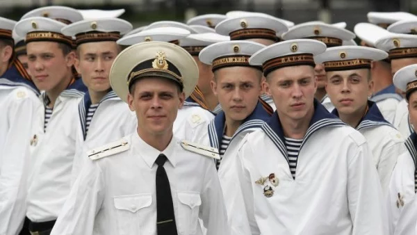 Русия засилва Черноморския си флот в Крим