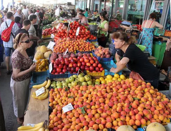 За плодовете и зеленчуците ни трябват дългогодишни усилия, казва министър