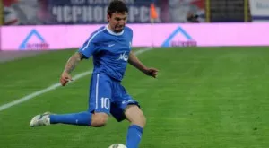 {{ otherArticle[0].article.title }}