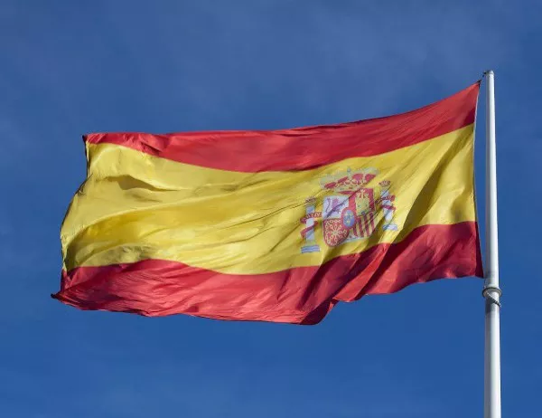 Испански министър подаде оставка заради нередовна магистратура