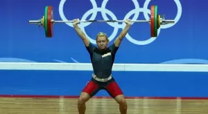 От световния връх до Сливенския затвор, заради продажба на наркотици...