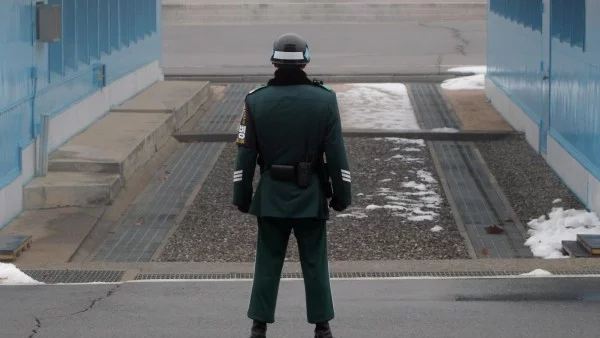 Северна Корея предупреди гражданите си да се готвят за глад