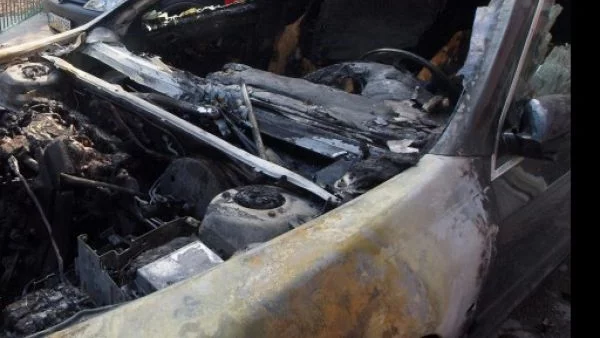Запалиха колата на лидера на ВМРО в Димитровград. Партията иска превантивни мерки