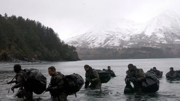 Секретарят на ВМС на САЩ Ричард Спенсър в оставка заради скандала с „тюлените“   