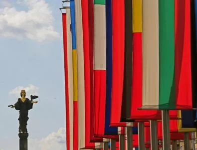 Посланиците от ЕС: Лош сигнал е, че антикорупционният закон беше отхвърлен