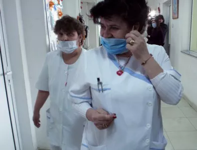 Около 500 лекари годишно напускат България 