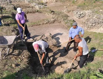 Откриха гробница - феномен за християнската археология