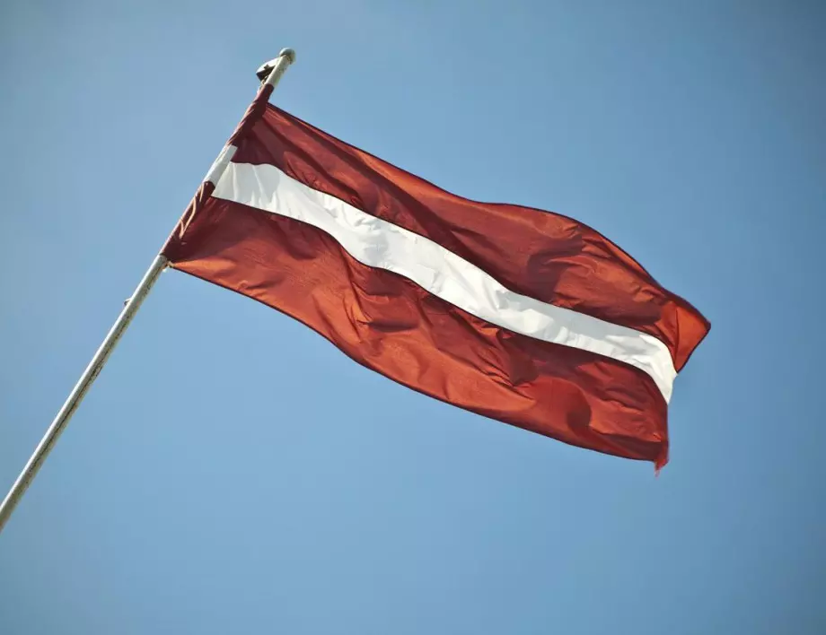И Латвия понижи нивото на дипломатическите отношения с Русия