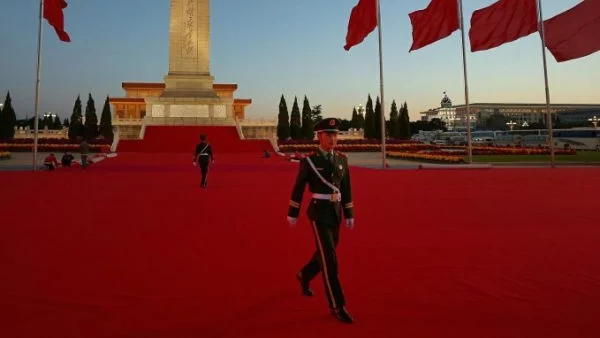 Китай вдигна мерника на още висши партийци 