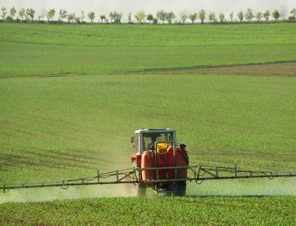 Производители: Схемата за дребни земеделски стопани ще доведе до разпокъсване на земи