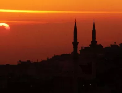 Сърбия строи най-голямата джамия в Европа в замяна на заем от ОАЕ