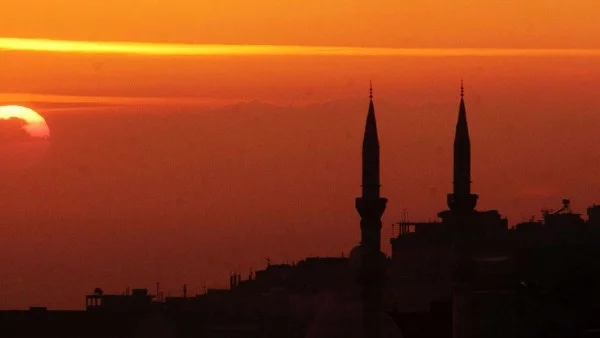 Сърбия строи най-голямата джамия в Европа в замяна на заем от ОАЕ