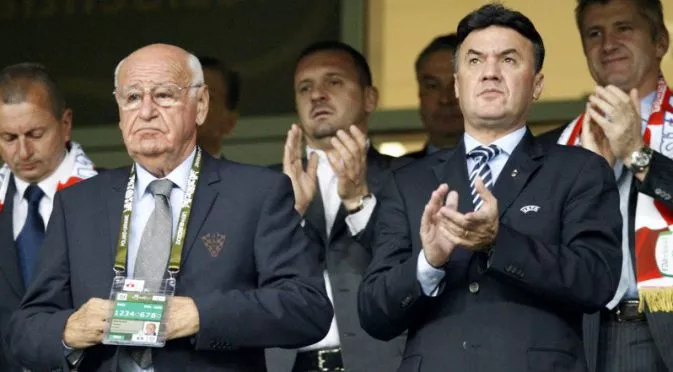 Лоши новини: Изхвърлят Боби Михайлов от Изпълкома на УЕФА?