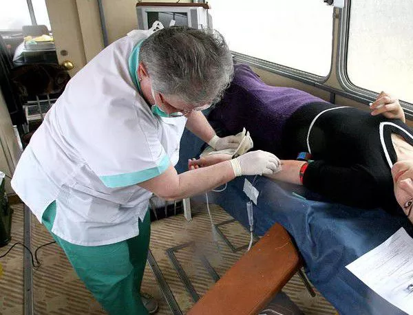 10 -15 са доброволните кръводарители на месец в Смолян
