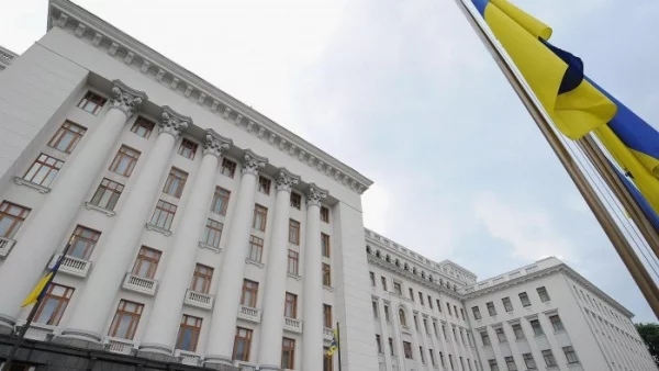 Украйна обещава да не закрива училища, където се учи и на майчин език