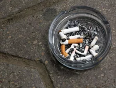Сливенски полицаи откриха 100 000 къса контрабандни цигари в кола