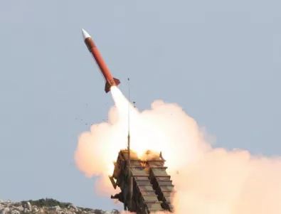Иран отново тества балистични ракети 