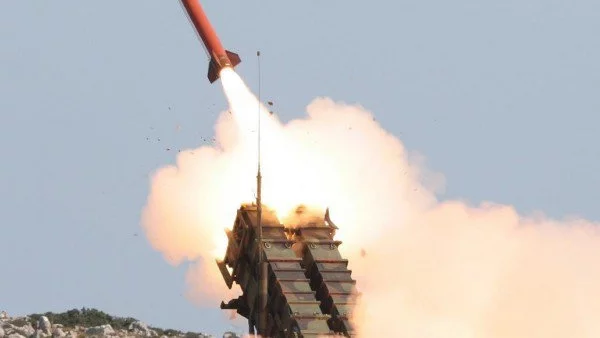 Южна Корея и Япония остро осъдиха изстрелването на  ракети от Северна Корея