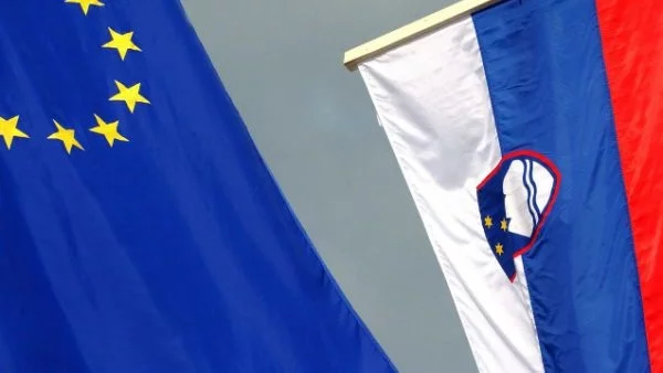 Словения гласува за отделянето си от Югославия на референдум