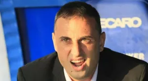 2013/10/01/0713742001380638903