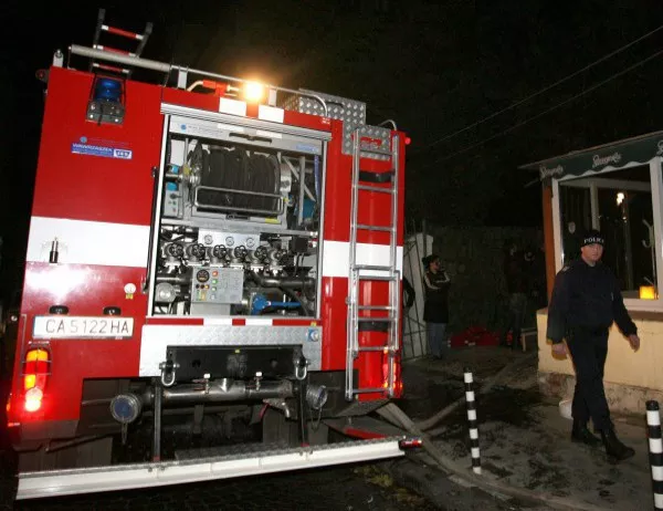 Жена загина при пожар в апартамента си във Варна