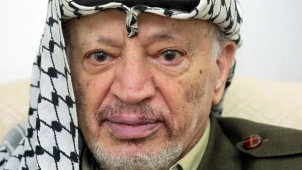 Отровили Ясер Арафат с радиоактивен полоний
