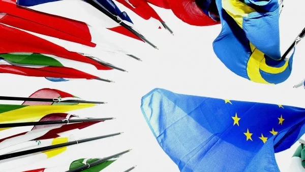 Външните министри на ЕС не искат нови санкции за Русия