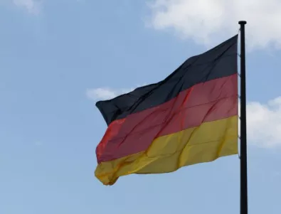 Чужденците в Германия харесват страната заради доброто заплащане, но не харесват местните