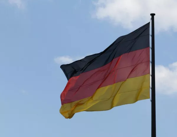 Чужденците в Германия харесват страната заради доброто заплащане, но не харесват местните