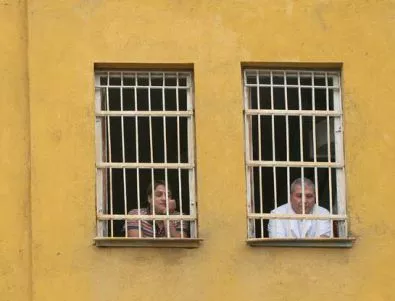 10 месеца затвор за опит за измама на монахиня