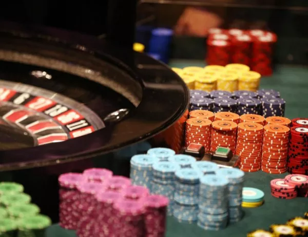 Хазартният бизнес обвинява временния шеф на ДКХ в злоупотреби