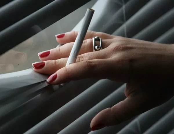 Чехия забранява пушенето на обществени места 