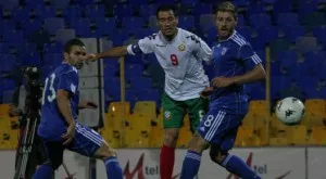 {{ otherArticle[0].article.title }}