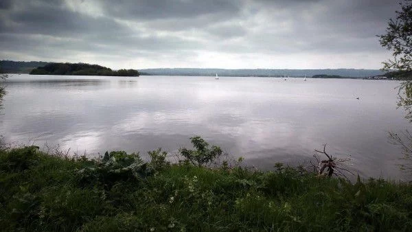 Валежите спират, облачността се разкъсва, но за кратко