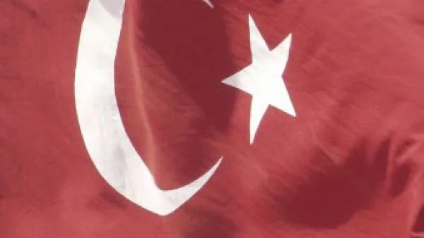 Ранени и хоспитализирани след бой в турския парламент