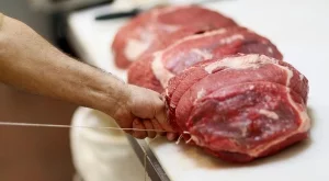Полша изнесла тонове съмнително месо за други европейски държави