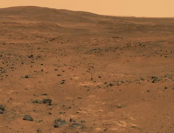 НАСА потвърди, че планира да изпрати хора на Марс до 2035 г.