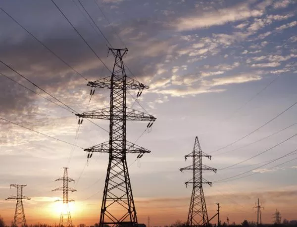 Втори ден енергийното министерство уверява, че ще проверява "Енерго-про"