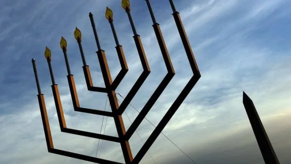 Израел: Няма да позволим антисемитизмът да се развихри отново
