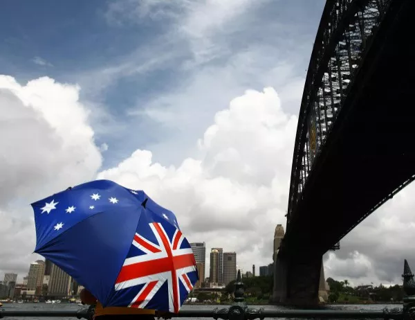 Австралия все по-близо до разрешаването на гей браковете и евтаназията