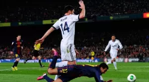 {{ otherArticle[0].article.title }}