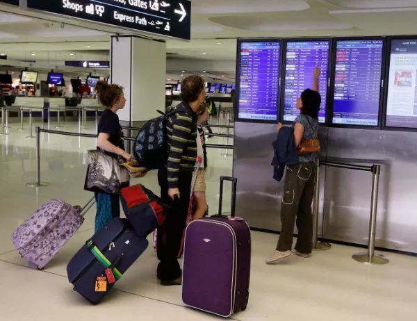 Заради бомбена заплаха евакуираха български самолет на летището в Щутгарт