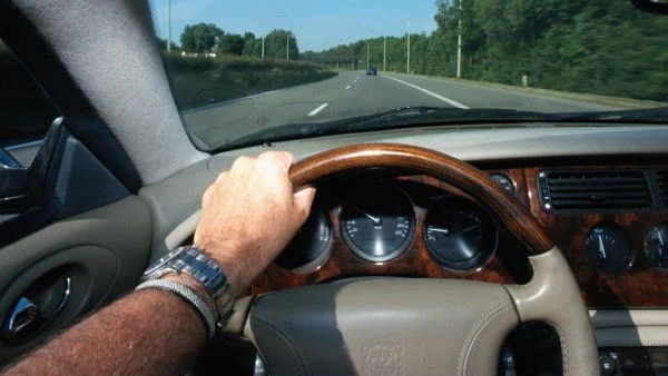 240 км/ч от българин в Испания били майтап, километражът бил развален