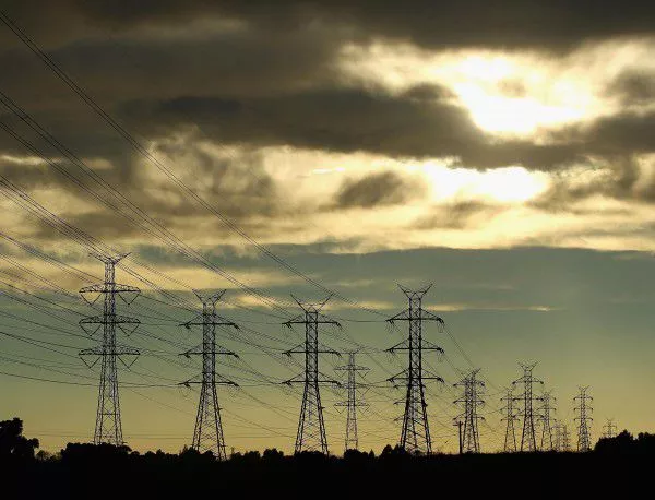 ЕСО разширява просеките около електропроводите 